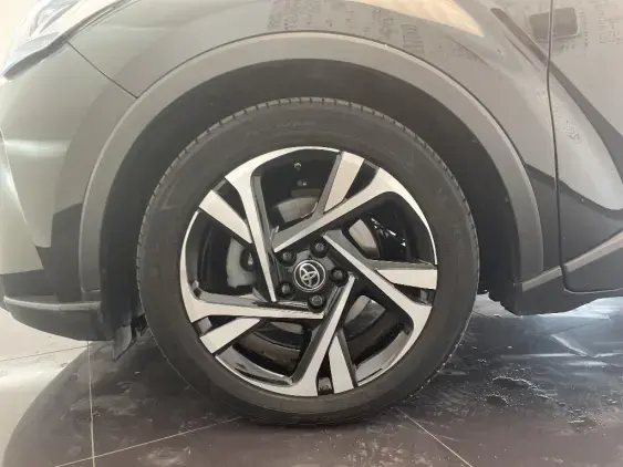TOYOTA C-HR - voiture d'occasion - Photo 21