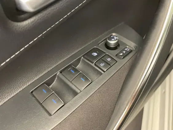 TOYOTA COROLLA XII - voiture d'occasion - Photo 19