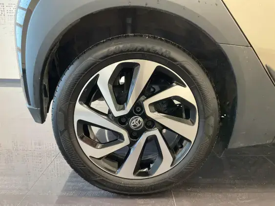 TOYOTA AYGO X - voiture d'occasion - Photo 24