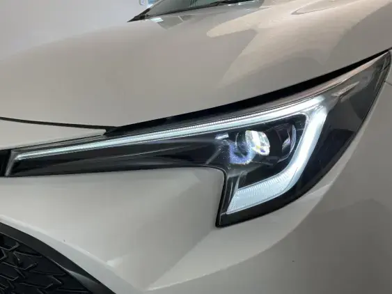 TOYOTA COROLLA TOURING SPT X - voiture d'occasion - Photo 19