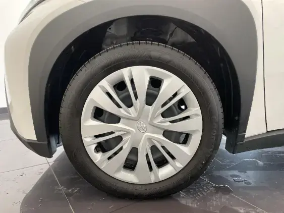 TOYOTA AYGO X - voiture d'occasion - Photo 22