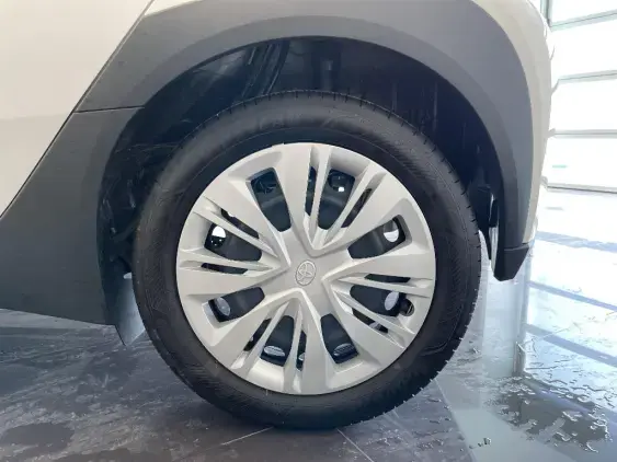 TOYOTA AYGO X - voiture d'occasion - Photo 23
