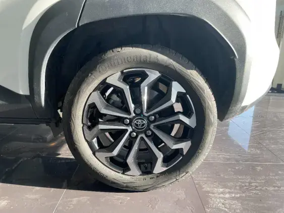 TOYOTA YARIS CROSS I - voiture d'occasion - Photo 24