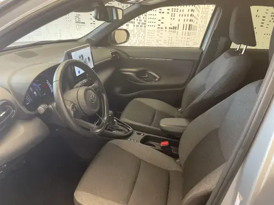 TOYOTA YARIS CROSS I - voiture d'occasion - Photo 18