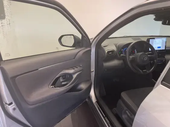 TOYOTA YARIS CROSS I - voiture d'occasion - Photo 19
