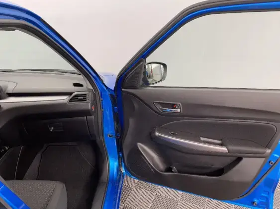 SUZUKI SWIFT III - voiture d'occasion - Photo 19