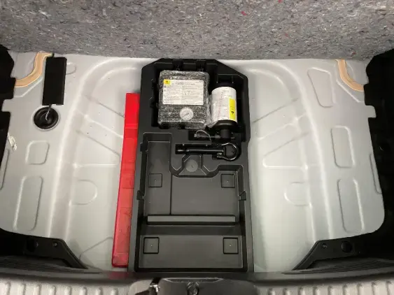 TOYOTA AYGO X - voiture d'occasion - Photo 17