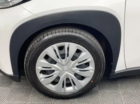 TOYOTA AYGO X - voiture d'occasion - Photo 23