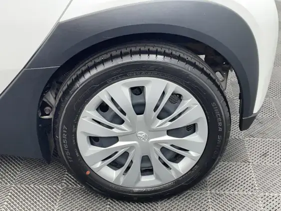 TOYOTA AYGO X - voiture d'occasion - Photo 24