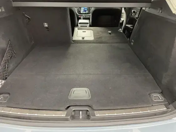 VOLVO XC60 II - voiture d'occasion - Photo 16