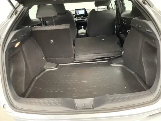 TOYOTA C-HR - voiture d'occasion - Photo 16