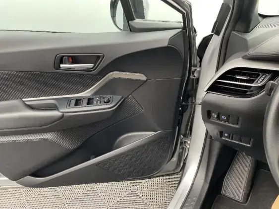 TOYOTA C-HR - voiture d'occasion - Photo 19