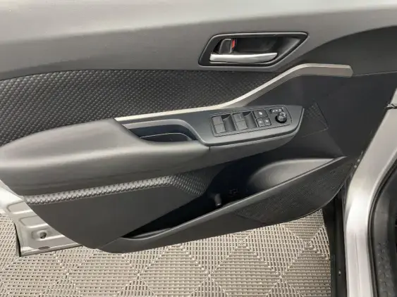 TOYOTA C-HR - voiture d'occasion - Photo 19