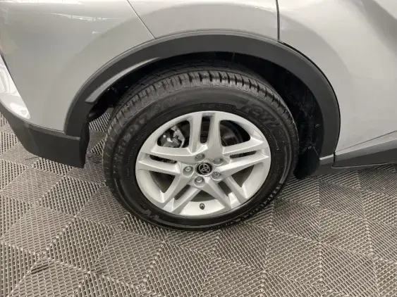 TOYOTA C-HR - voiture d'occasion - Photo 25