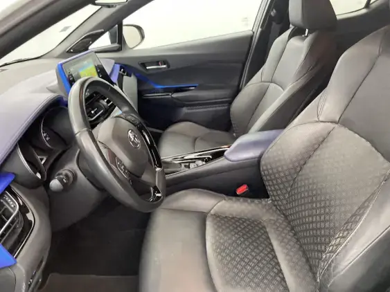 TOYOTA C-HR - voiture d'occasion - Photo 18