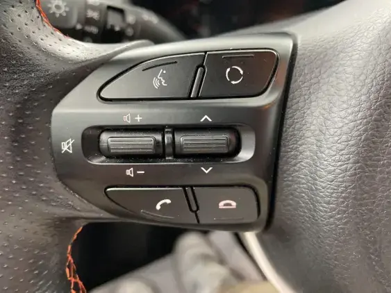 KIA STONIC - voiture d'occasion - Photo 20