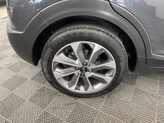 KIA STONIC - voiture d'occasion - Photo 24