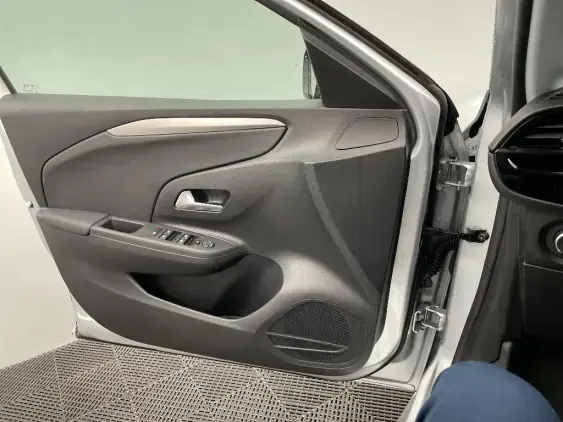 OPEL CORSA F - voiture d'occasion - Photo 19