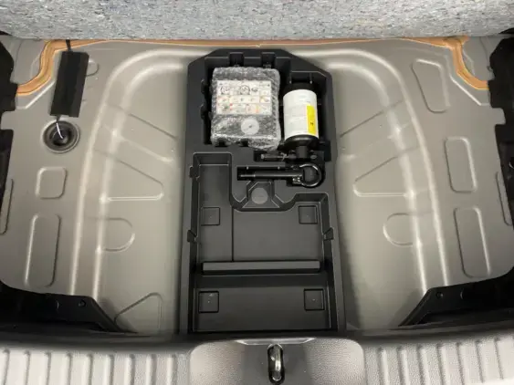 TOYOTA AYGO X - voiture d'occasion - Photo 17