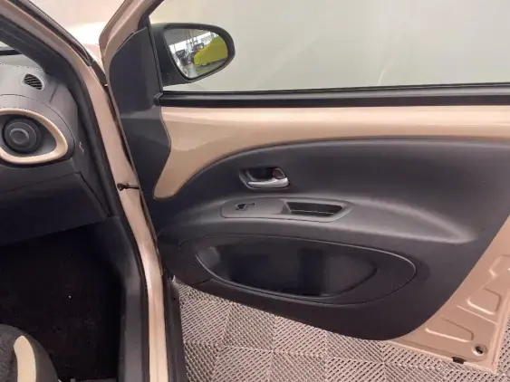 TOYOTA AYGO X - voiture d'occasion - Photo 20