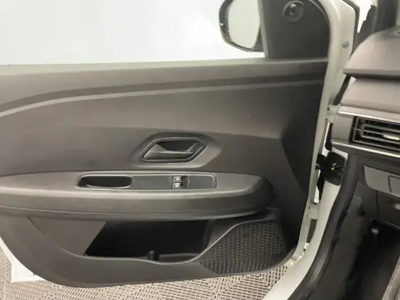 DACIA SANDERO III - voiture d'occasion - Photo 19