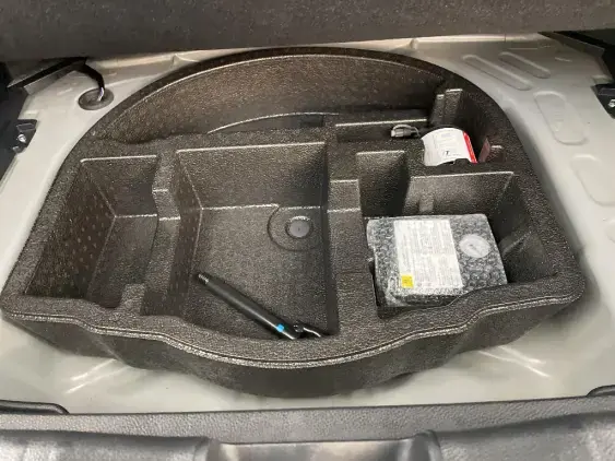 TOYOTA YARIS CROSS I - voiture d'occasion - Photo 17