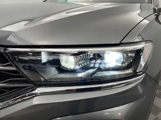 VOLKSWAGEN T-ROC - voiture d'occasion - Photo 22