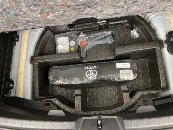 TOYOTA YARIS III - voiture d'occasion - Photo 17