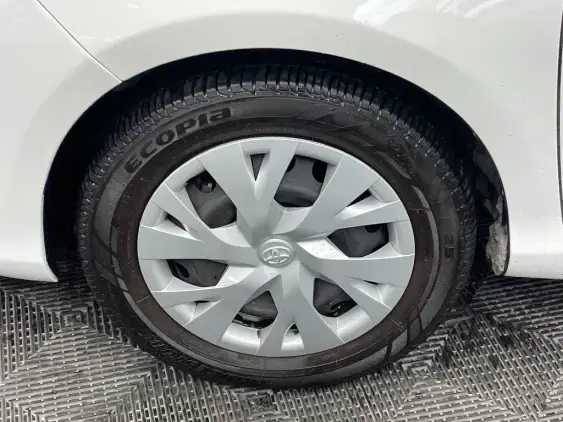 TOYOTA YARIS III - voiture d'occasion - Photo 23