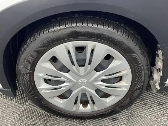 TOYOTA AYGO X - voiture d'occasion - Photo 21