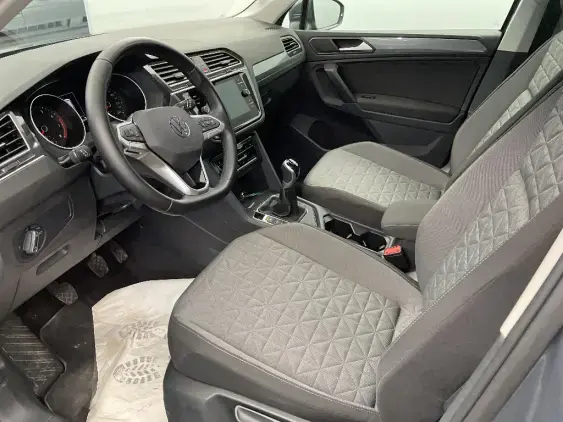 VOLKSWAGEN TIGUAN II - voiture d'occasion - Photo 18