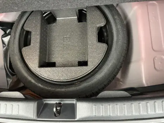 TOYOTA YARIS IV - voiture d'occasion - Photo 17