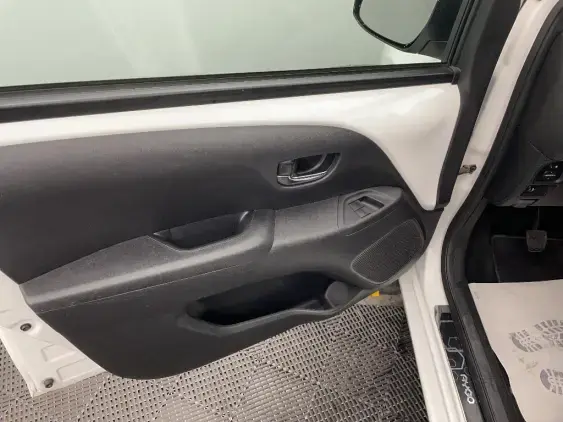 TOYOTA AYGO II - voiture d'occasion - Photo 19