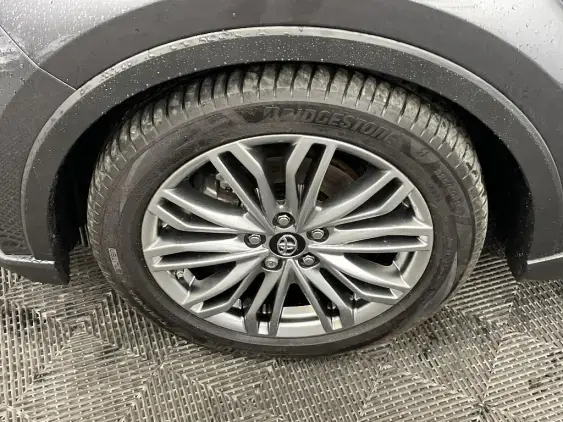 TOYOTA C-HR - voiture d'occasion - Photo 23