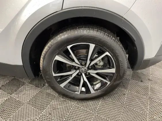 TOYOTA C-HR II - voiture d'occasion - Photo 24