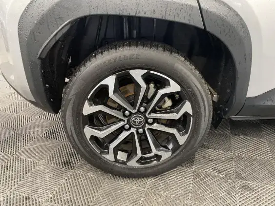 TOYOTA YARIS CROSS I - voiture d'occasion - Photo 24