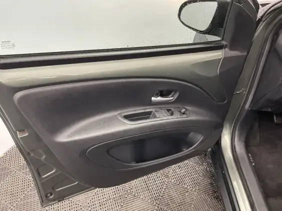 TOYOTA AYGO X - voiture d'occasion - Photo 18