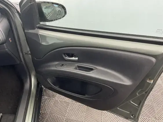 TOYOTA AYGO X - voiture d'occasion - Photo 19