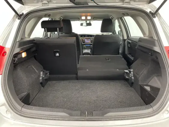 TOYOTA AURIS II - voiture d'occasion - Photo 16