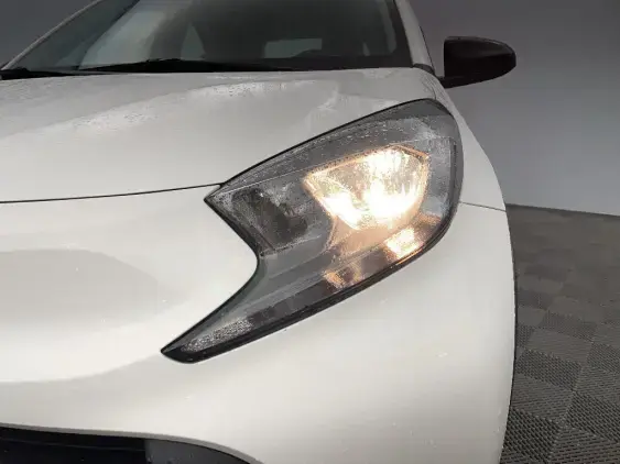 TOYOTA AYGO X - voiture d'occasion - Photo 22