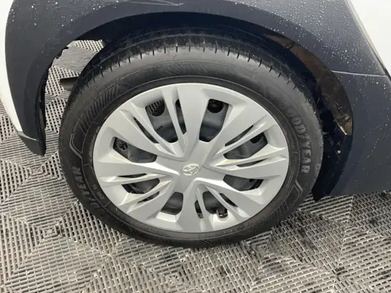 TOYOTA AYGO X - voiture d'occasion - Photo 25