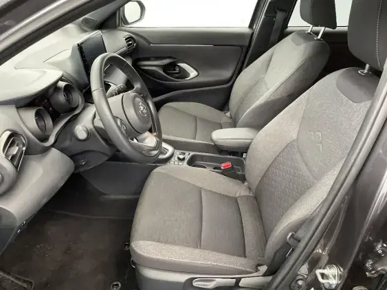 TOYOTA YARIS CROSS I - voiture d'occasion - Photo 18