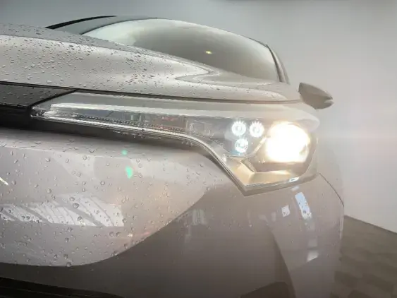 TOYOTA C-HR - voiture d'occasion - Photo 22