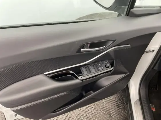 TOYOTA C-HR - voiture d'occasion - Photo 19