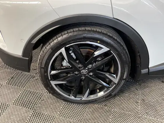 TOYOTA C-HR - voiture d'occasion - Photo 25