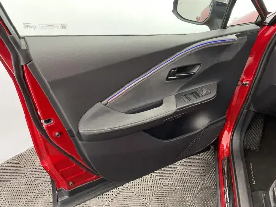 TOYOTA C-HR II - voiture d'occasion - Photo 19