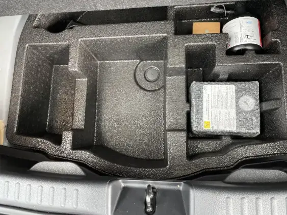 TOYOTA YARIS IV - voiture d'occasion - Photo 17