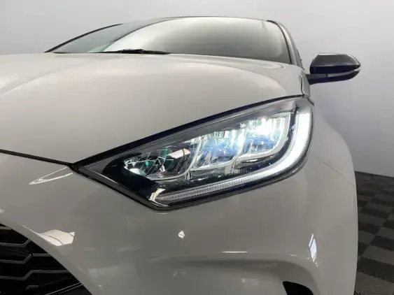 TOYOTA YARIS IV - voiture d'occasion - Photo 22