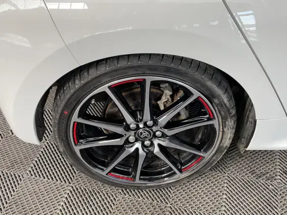 TOYOTA YARIS IV - voiture d'occasion - Photo 25