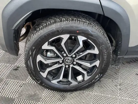 TOYOTA YARIS CROSS I - voiture d'occasion - Photo 25